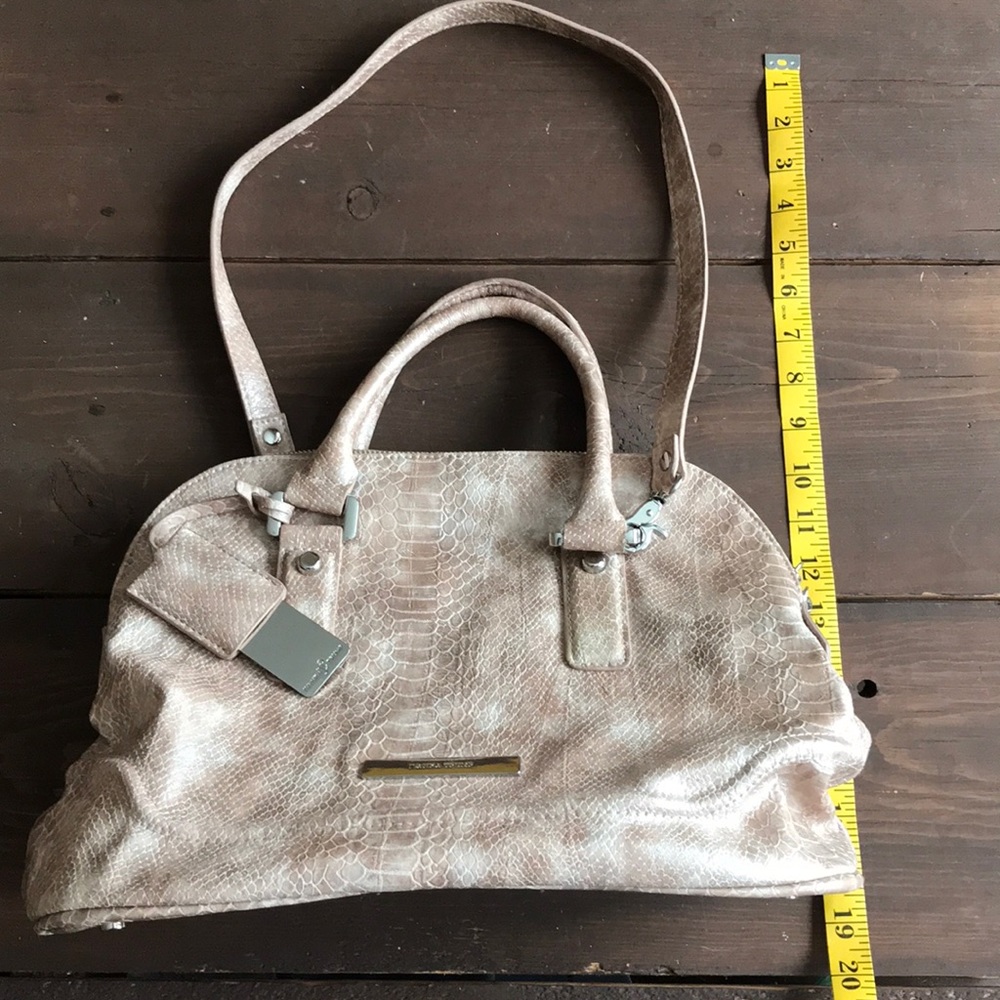 Beautiful Ivanka Trump metallic snakeskin purse!